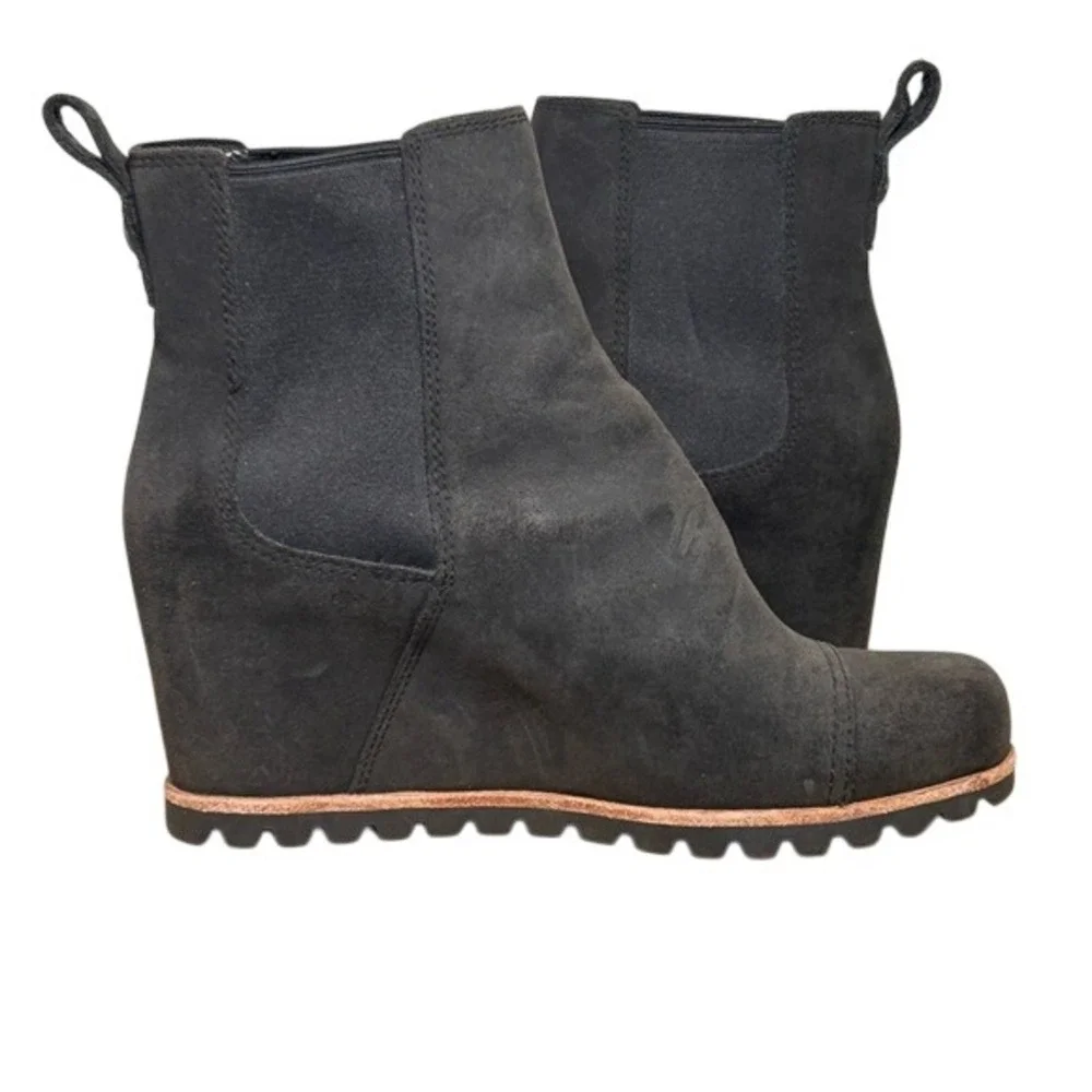 UGG Hidden Wedge Womens 7‎ Ankle Boots Black Suede Slip On